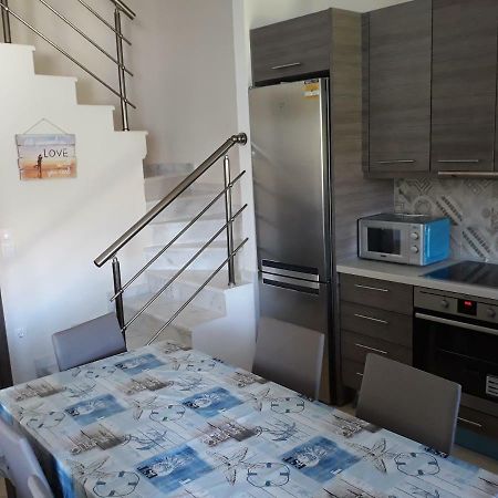 Nadiya House Villa นิกิติ ภายนอก รูปภาพ